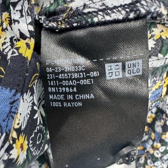 Uniqlo Shirt Womens Button Down Long Sleeve Floral V-Neck Multicolor S - Picture 8 of 9